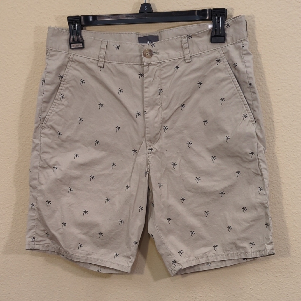 H&M Light Tan Palm Tree Shorts